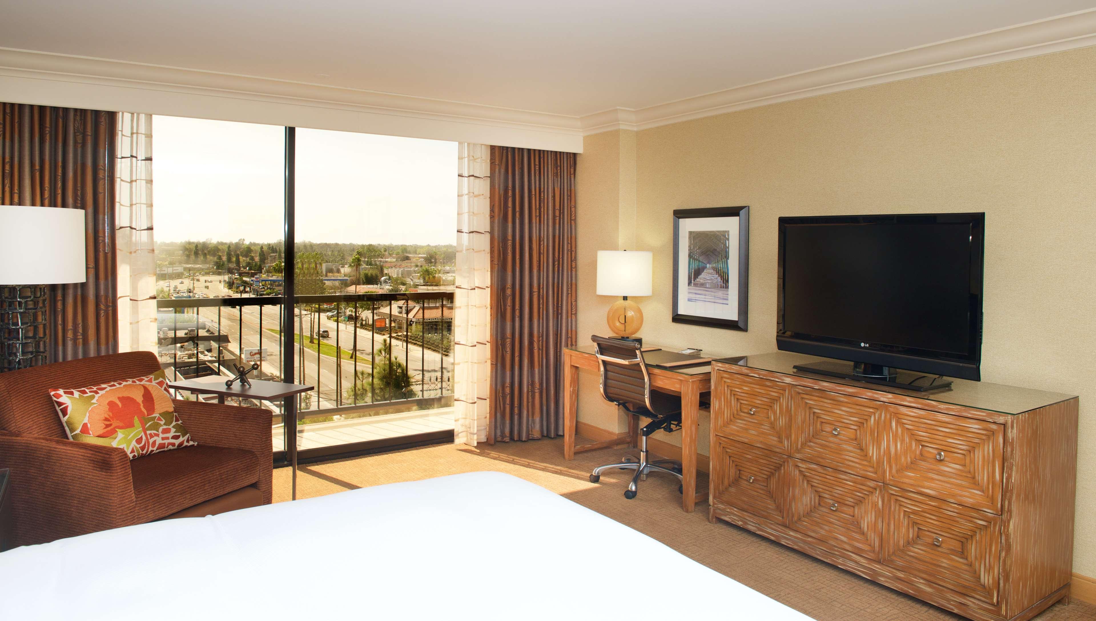 Hotel Hilton Orange County/Costa Mesa Exterior foto