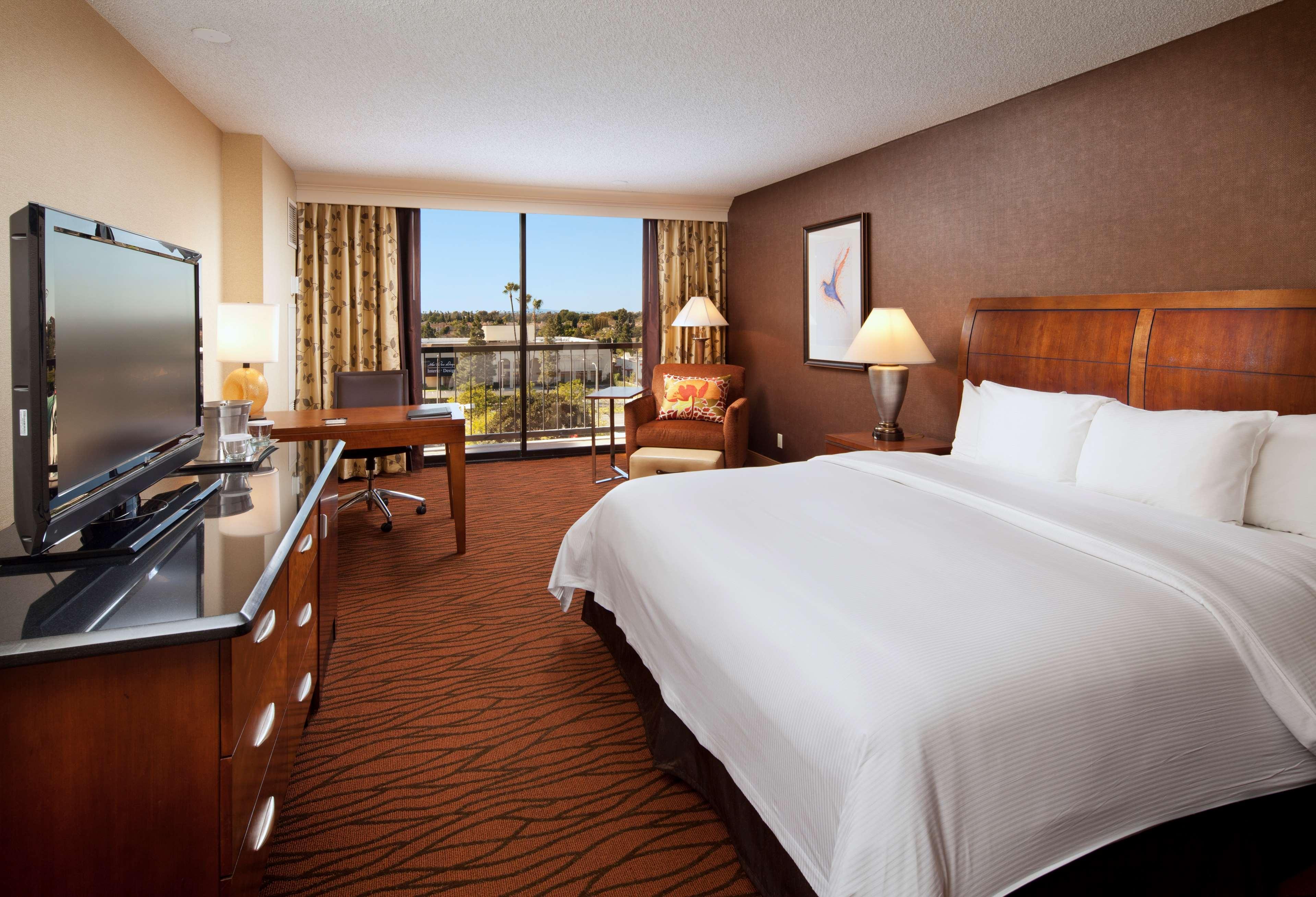 Hotel Hilton Orange County/Costa Mesa Exterior foto